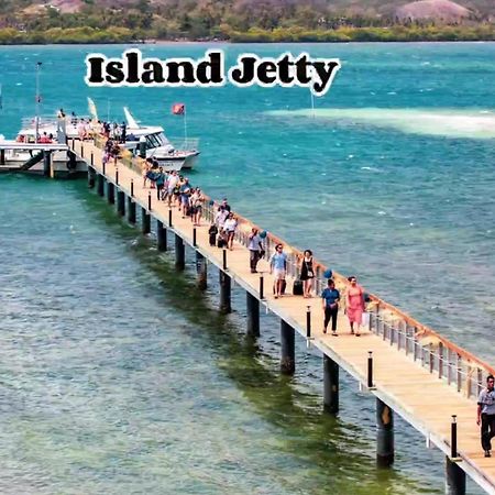 Loloata Island Resort Екстер'єр фото